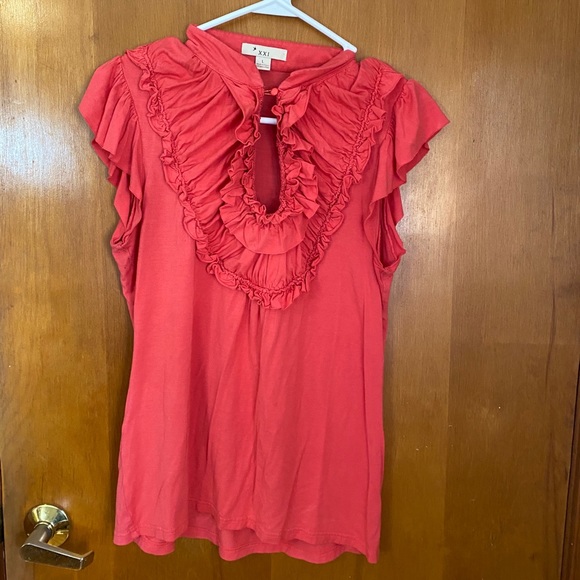 Forever 21 Tops - Large Ruffled Top